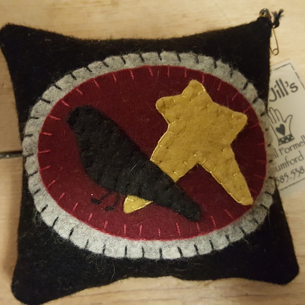 Primitive Folk Art felt pillow Crow and Star NEW